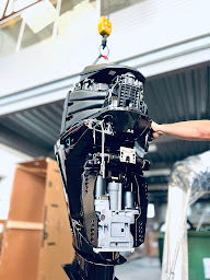 Photo n°28 de Chantier Naval et Port à Sec de La Perrotine Mercury Zodiac Bombard Nottoy QuickSilver Nimbus Garmin Semi rigides à Saint-Pierre-d'Oléron (Courtier en bateaux)