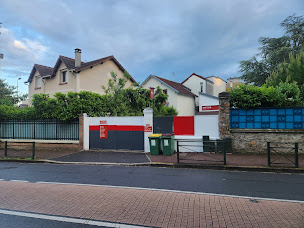 Photo n°1 de Car Pediem à Bourg-la-Reine (Garage automobile)