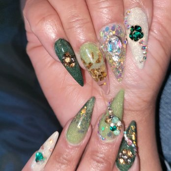 Fanciful Nailz and Beauty - Thumbnail