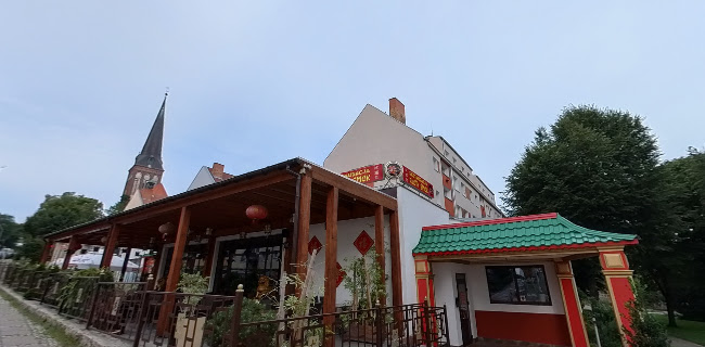 https://www.facebook.com/zlotysmok/?locale=pl_PL