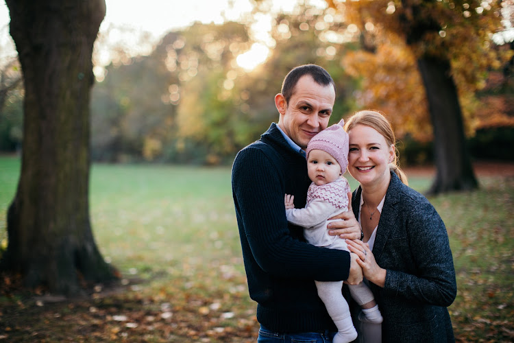 Babyfotograf Wiesbaden und Mainz. Lieblingsmensch– Babyfotos, Familienfotos photo