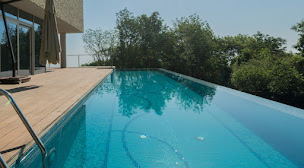 Photo n°19 de Piscines Logintec à Tourrettes-sur-Loup (Société de construction de piscine)