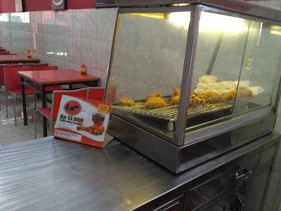 Photos of Prada fried chicken