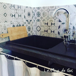Photo n°21 de Gites Le Mas du Gui à Eyragues (Lodge)