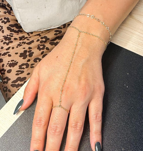 L Squared Permanent Jewelry Gallery - United States