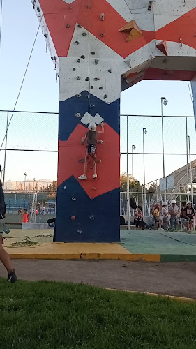 Teléfono de Complejo Deportivo Amador Donoso