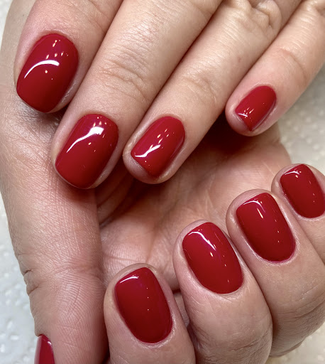 20 Manicure Pedicure