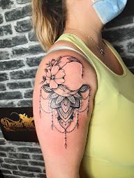 Photo n°1 de Dream'ink tatouage à Connerré (Salon de tatouage et piercing)