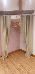 Photo n°12 de SATILLE Créations à Theizé (Atelier de couture)