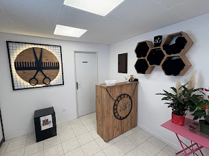 Photo n°5 de O’Ciseaux d’Or - KB’S à Pontarlier (Institut de soins du visage)