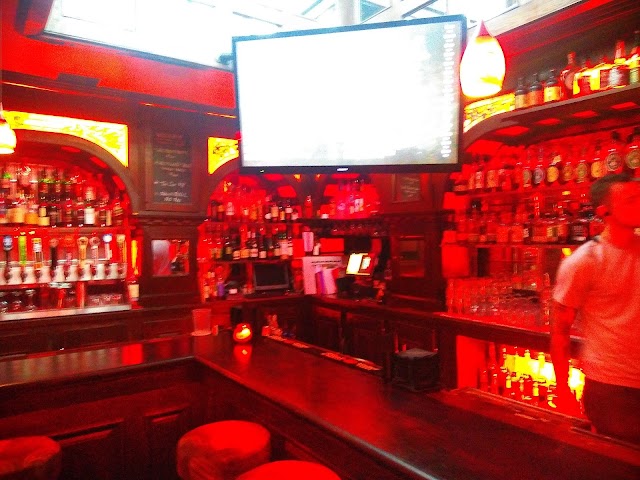 Red Restaurant and Bar