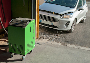 Photo n°3 de Garage Freddy Faster Sarl à Saint-Germainmont (Atelier de carrosserie automobile)