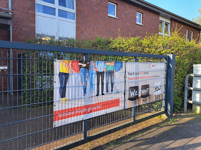 DRK-Familienzentrum Neuss-Allerheiligen "Wurzelzwerge" photo