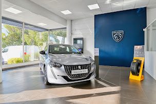 Photo n°10 de Peugeot Les Angles - Groupe Autosphere à Les Angles (Vendeur de voitures d'occasion)