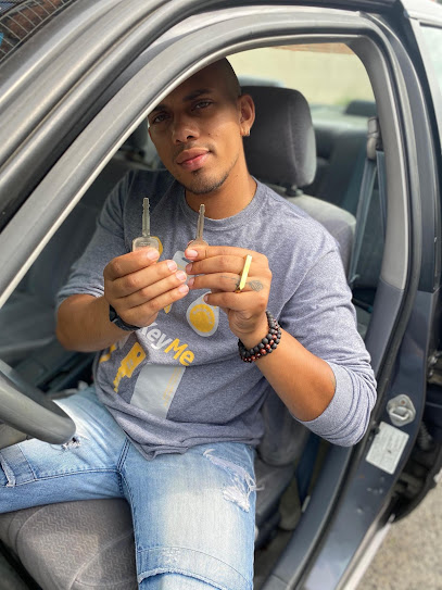 Foto de KeyMe Locksmiths - 5929 Georgia Ave NW