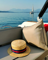 Photo n°17 de Les Canotiers du Lac à Aix-les-Bains (Service de location de bateaux)