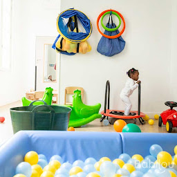 Photo n°4 de Crèche Babilou Saint Viance Frênes à Saint-Viance (Salle de jeux pour enfants)