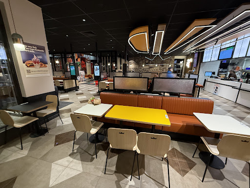 Photo 4 - Burger King