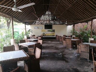Photos of Maasai Sports Bar & Car Wash - Mombasa