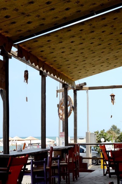 Photos of Wise Monkey beach bar