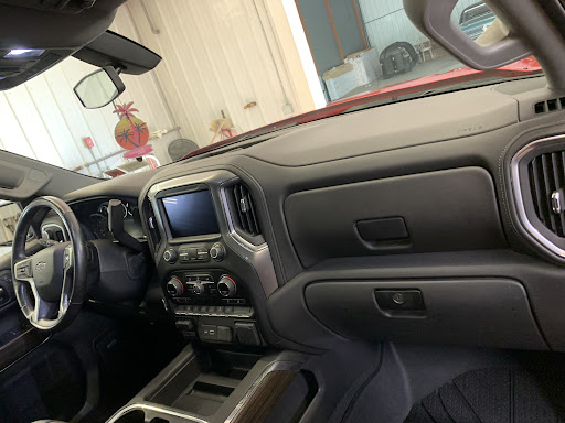 It’s time to shine auto detailing - Thumbnail