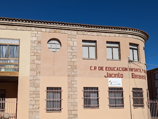 Jacinto Benavente Public School - Thumbnail