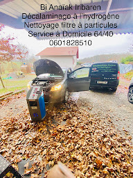 Photo n°18 de Bi Anaïak Iribaren à Espès-Undurein (Garage automobile)