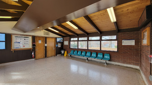 Douglaston - Thumbnail