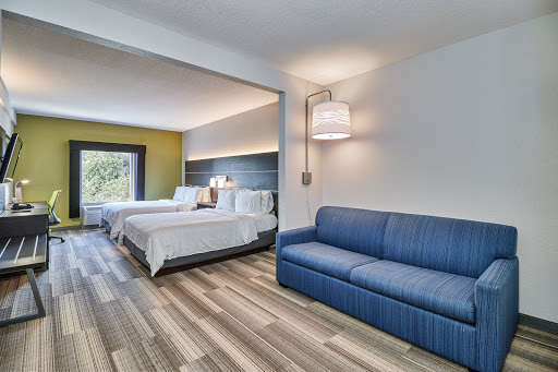 Holiday Inn Express & Suites Clearwater/US 19 N, an IHG Hotel - Thumbnail