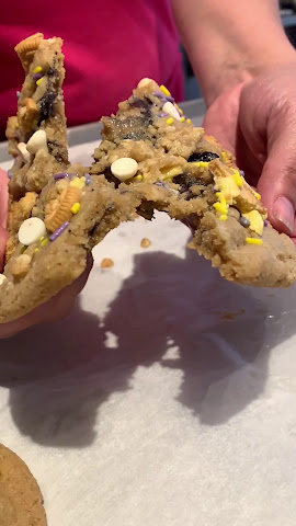 Indu!ge Desserts LLC by null