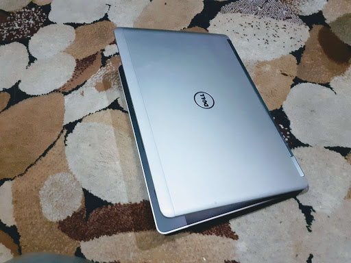 New condition Dell Latitude e7440 slim.4th Generation Intel Core i5.4gb Ram.500gb hdd.