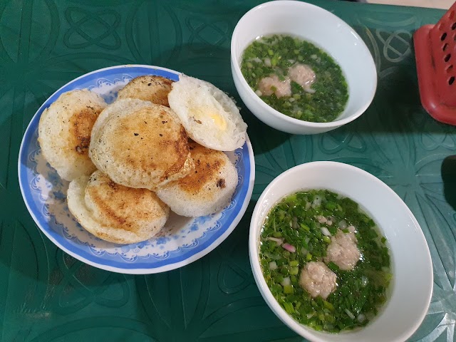 Bánh Căn Cô Chín