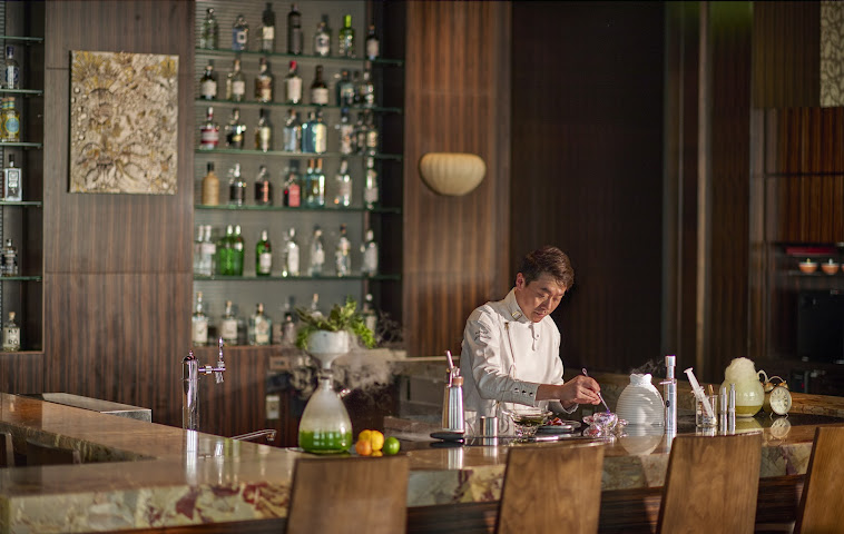 Tapas Molecular Bar by null