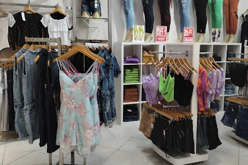 MYM Colombian Jeans & Fajas Gallery - United States