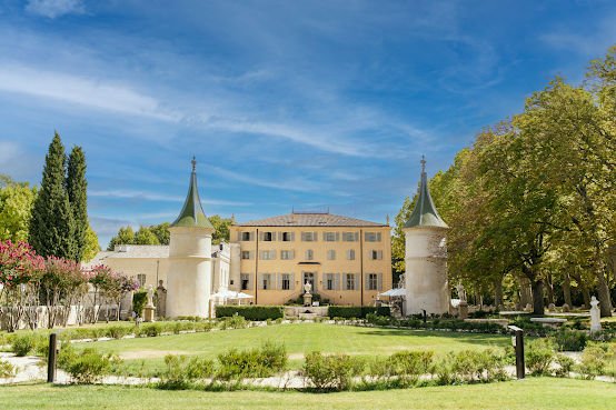 Château de Fonscolombe by null