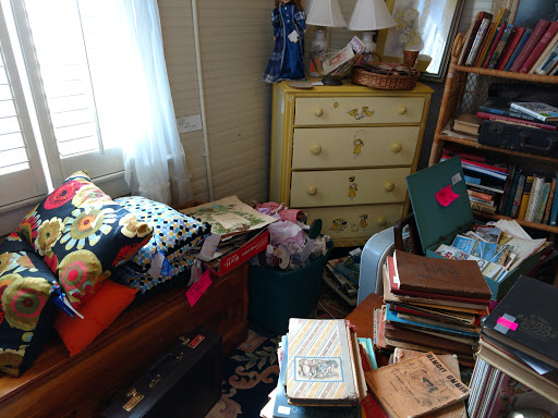 The Pink House Antiques - Thumbnail