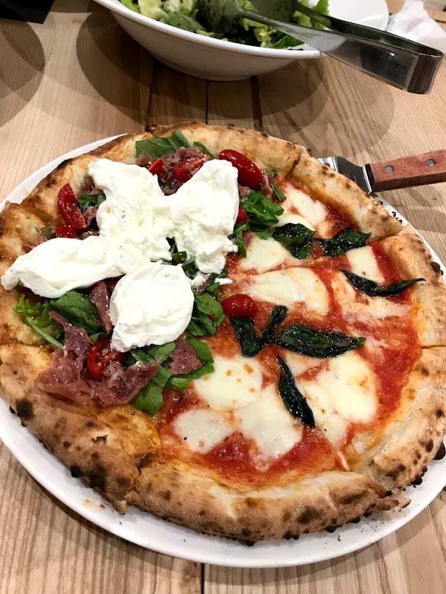 Pizza 4P's Lotte Center Hanoi