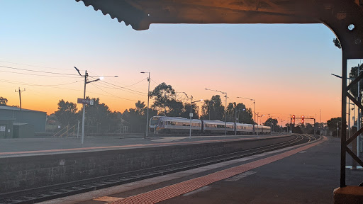 Kyneton - Visual