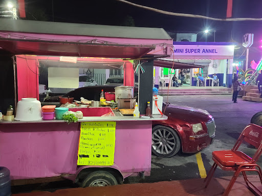 Tacos "ROGE" quesabirrias y mas