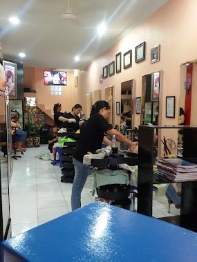 Yuni Salon, Author: Yuni Salon