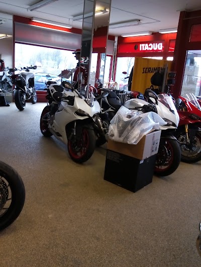 Photos of Ducati Seliner corse GmbH