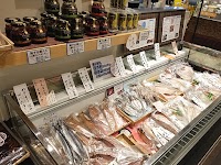 釜鶴ひもの店ラスカ熱海店