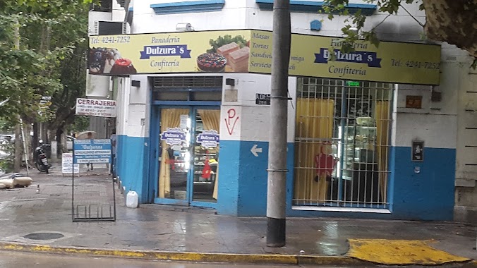 Panaderia Dulzura's, Author: Adriana Silva