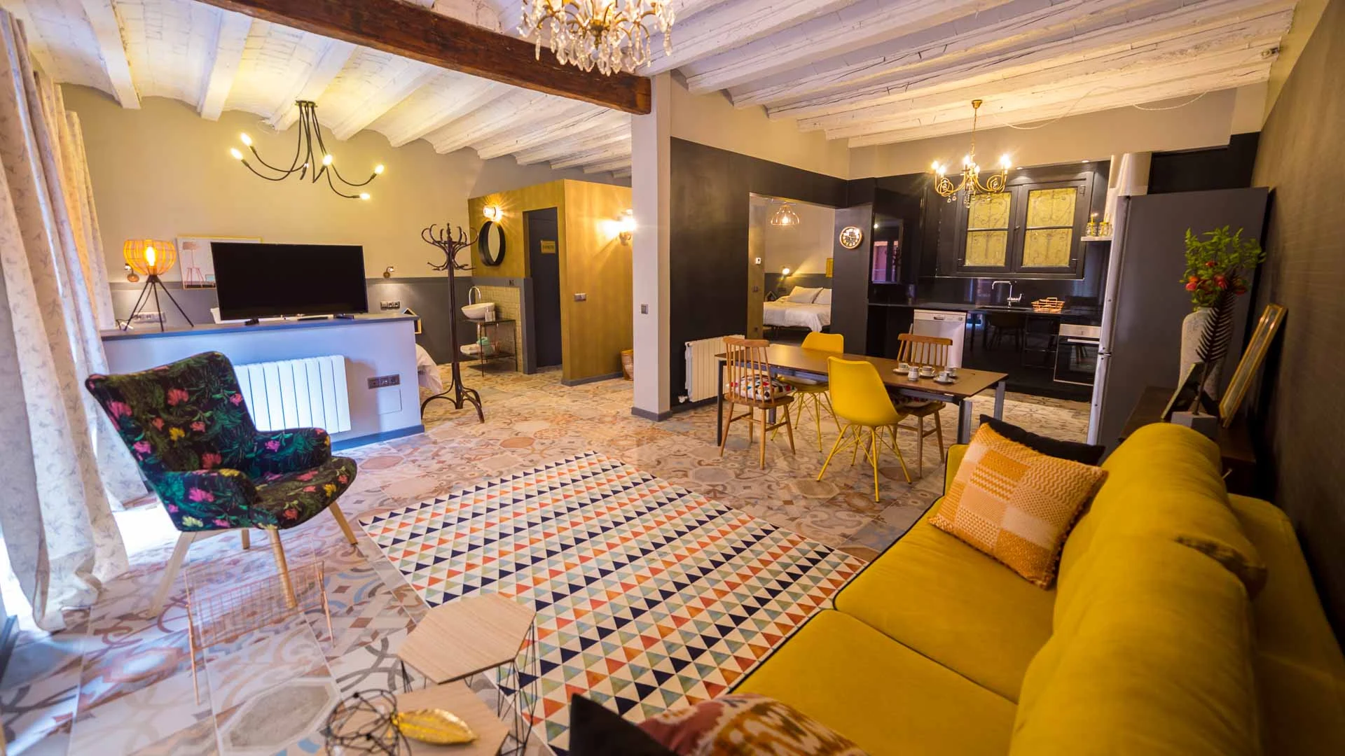Groc Rooms