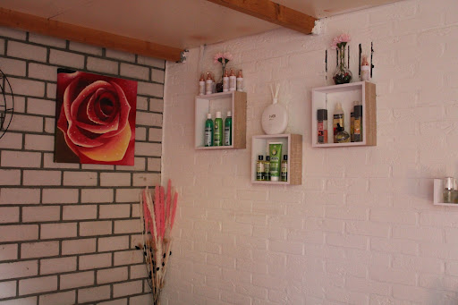 Darré Clinic Salon - Thumbnail