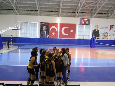 Kapalı Spor Salonu