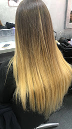 Photo n°17 de Habesha Hairdresser à Paris (Salon de coiffure)