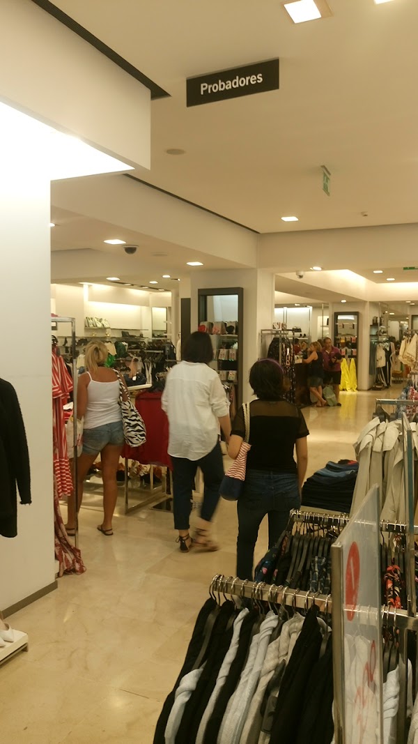 Zara Cancún, Blvd. Kukulcan Km 12.5, Zona Hotelera, 77500 Cancún, Q.R., México