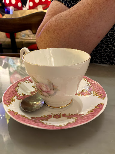 Madhatters Kimberley - Thumbnail