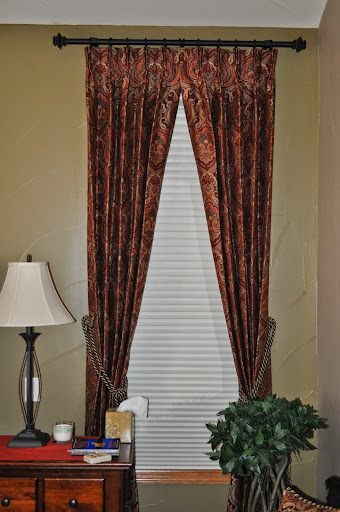 Custom Window Wear - Thumbnail